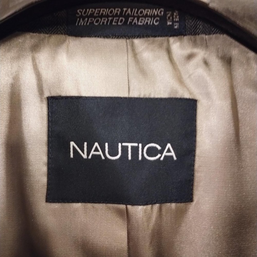 Nautica Suit - Size: 42R/36W - Picture 2 of 15